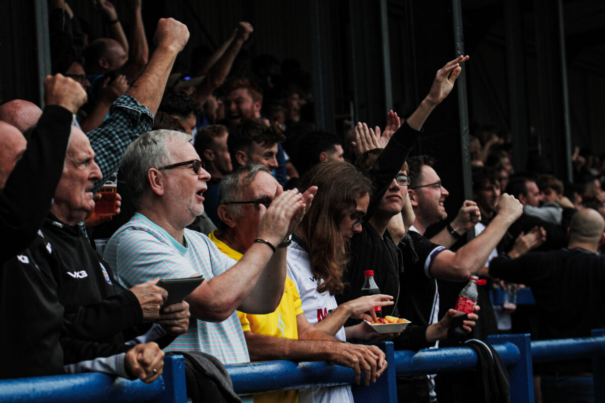 Free Coach Travel to Hanwell Town